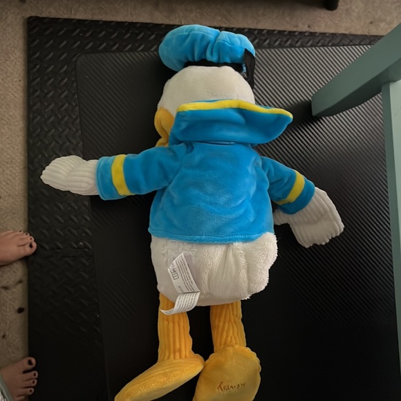 Donald Duck scentsy buddy - Picture 2 of 3
